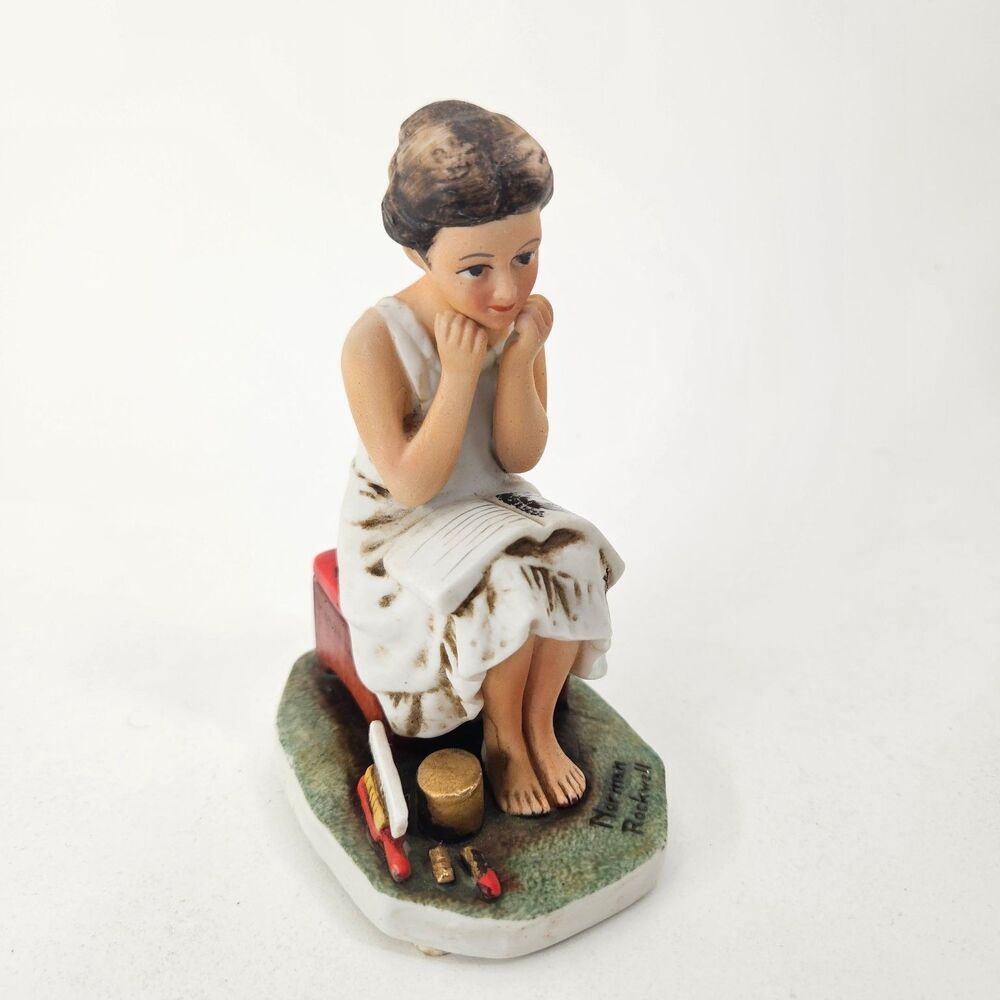 Norman Rockwell Dave Grossman Designs Figurine Girl Polishing Nails 1973 Japan
